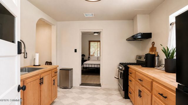 714 N San Pedro Street, Las Cruces, NM 88001