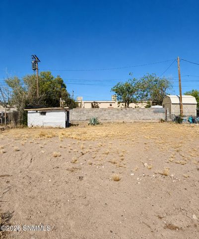 714 N San Pedro Street, Las Cruces, NM 88001
