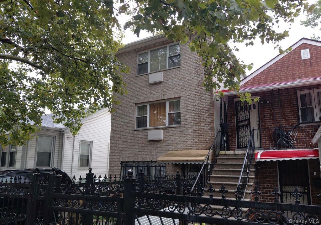 1022 E 232nd Street, Bronx, NY 10466 — exterior