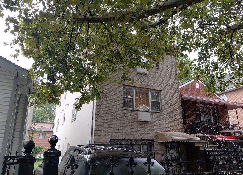 1022 E 232nd Street, Bronx, NY 10466 — photo 3