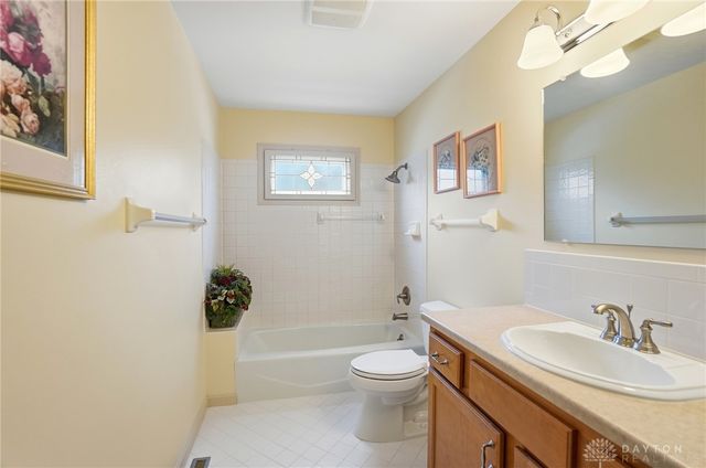 699 Carson Drive, Lebanon, OH 45036