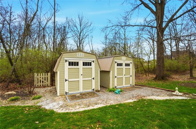 699 Carson Drive, Lebanon, OH 45036