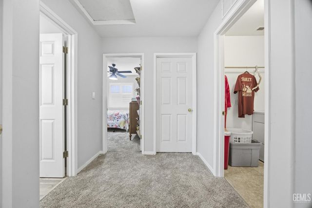 10815 Grand Prairie Drive, Bakersfield, CA 93311