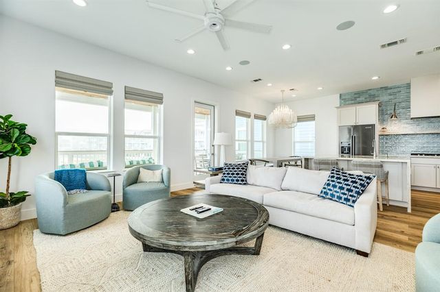 11371 Starfish, Galveston, TX 77554