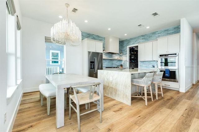 11371 Starfish, Galveston, TX 77554