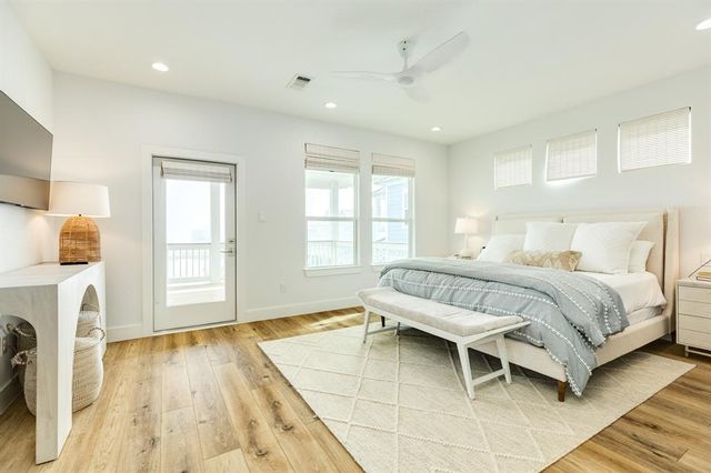 11371 Starfish, Galveston, TX 77554