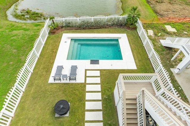11371 Starfish, Galveston, TX 77554