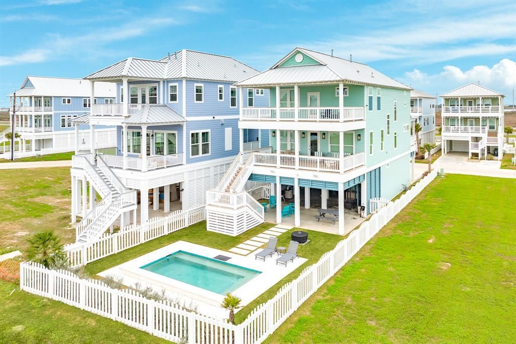 11371 Starfish, Galveston, TX 77554