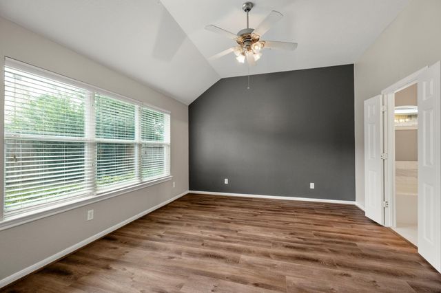 8726 Headstall Drive, Tomball, TX 77375