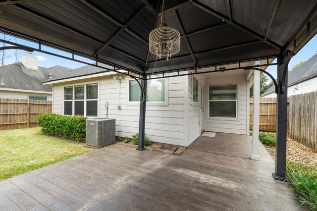 8726 Headstall Drive, Tomball, TX 77375