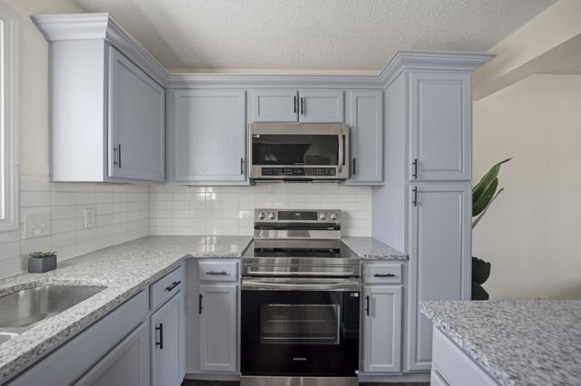 238 Senator dr, Clarksville, TN 37042