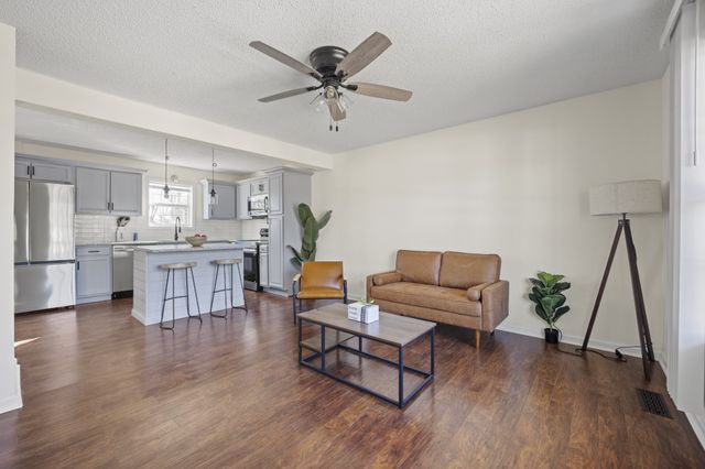 238 Senator dr, Clarksville, TN 37042