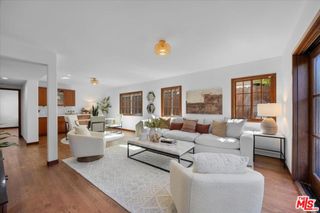 2504 Ocean Avenue, Venice, CA 90291