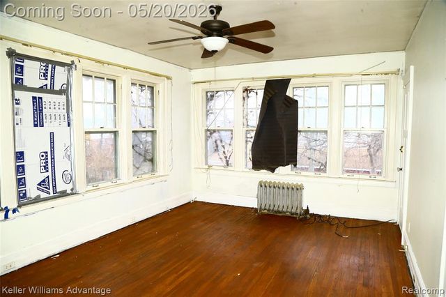 36 Louise Street, Highland Park, MI 48203
