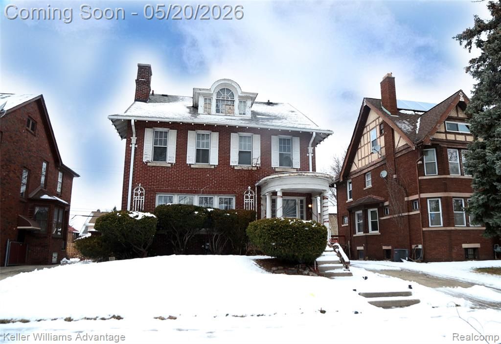 36 Louise Street, Highland Park, MI 48203