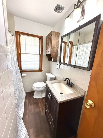 504 W Anthony Ave, Medicine Lodge, KS 67104