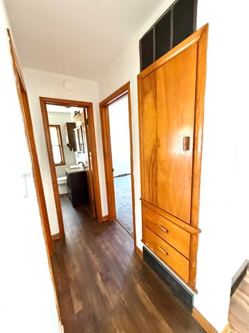 504 W Anthony Ave, Medicine Lodge, KS 67104