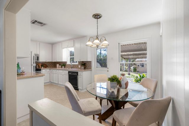 1909 Brentwood ST, Austin, TX 78757