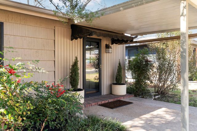 1909 Brentwood ST, Austin, TX 78757