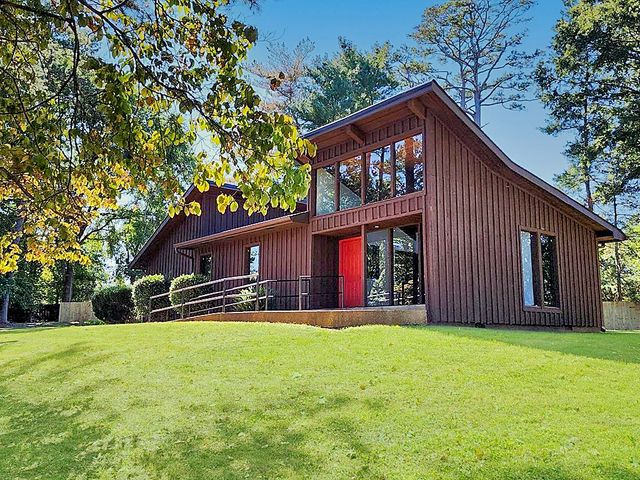 395 River Rd, Decatur, TN 37322