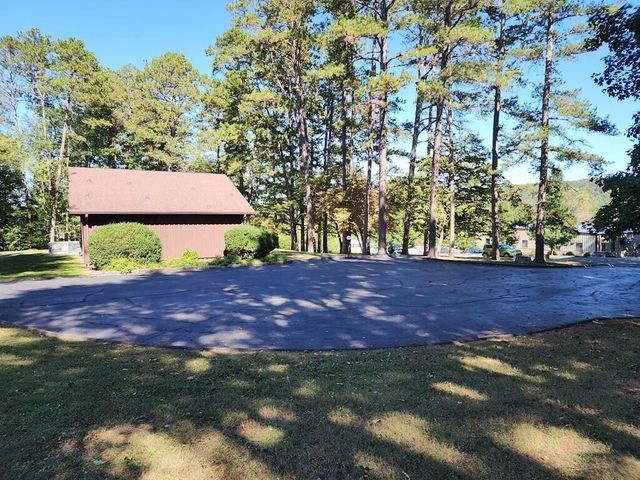 395 River Rd, Decatur, TN 37322