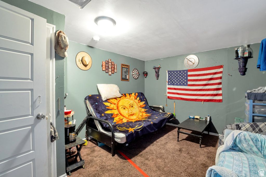 Image 5 of property listing at 2827 S PINGREE AVE, Ogden, UT 84401