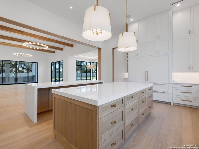 116 WHITTINGHAM RD, Shavano Park, TX 78231