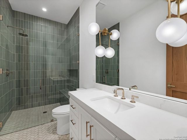116 WHITTINGHAM RD, Shavano Park, TX 78231