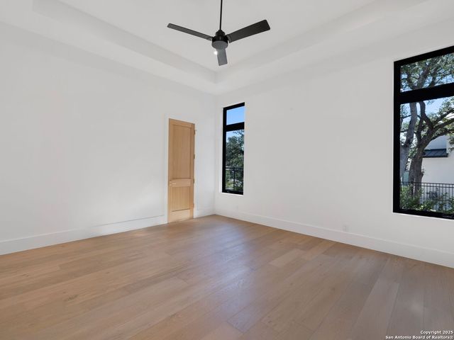 116 WHITTINGHAM RD, Shavano Park, TX 78231