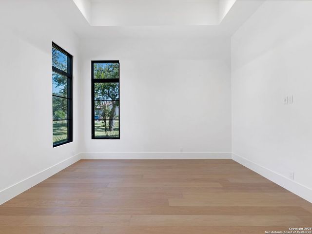 116 WHITTINGHAM RD, Shavano Park, TX 78231
