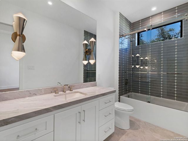 116 WHITTINGHAM RD, Shavano Park, TX 78231