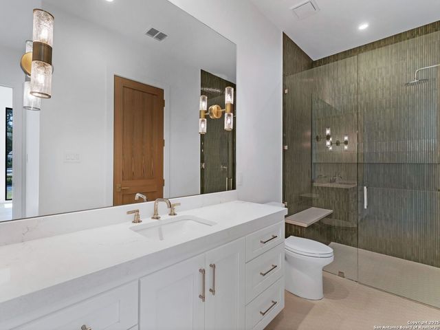 116 WHITTINGHAM RD, Shavano Park, TX 78231