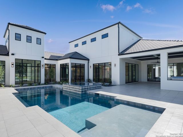 116 WHITTINGHAM RD, Shavano Park, TX 78231