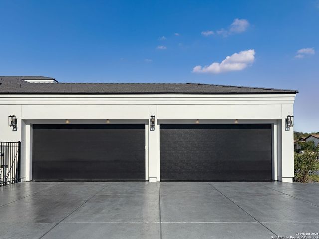 116 WHITTINGHAM RD, Shavano Park, TX 78231
