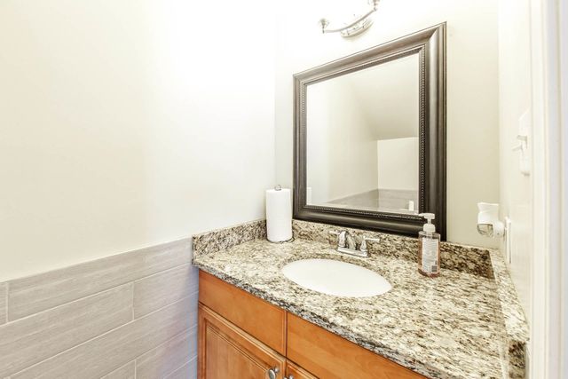 151 Dixie, Houma, LA 70363