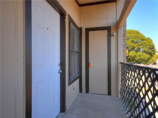 5502 Rose Hill CIR C, Austin, TX 78745