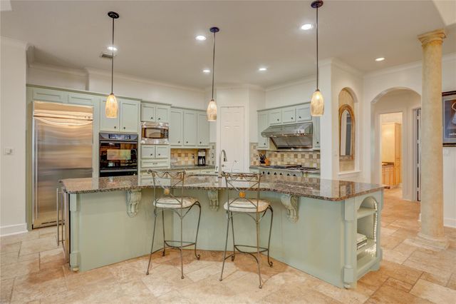 19311 Country Lake Drive, Magnolia, TX 77355