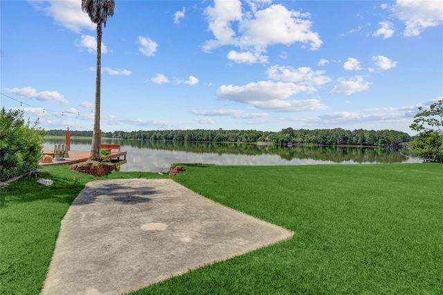 19311 Country Lake Drive, Magnolia, TX 77355