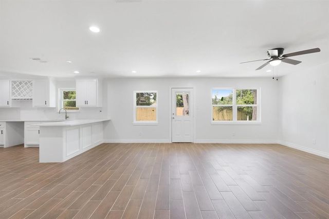 9619 Tiltree Street, Houston, TX 77075