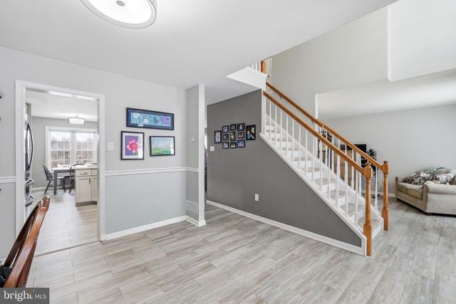 401 IVY DR, Oxford, PA 19363