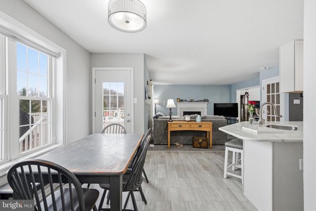 401 IVY DR, Oxford, PA 19363