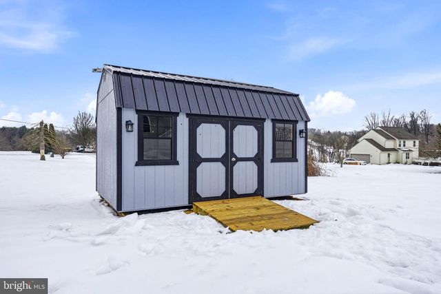 401 IVY DR, Oxford, PA 19363