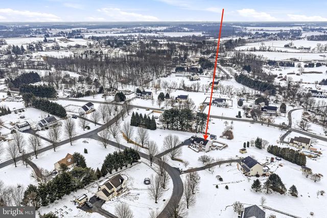 401 IVY DR, Oxford, PA 19363