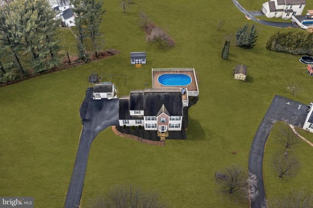 401 IVY DR, Oxford, PA 19363