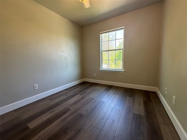 615 N Cleveland Avenue 617, Sherman, TX 75090
