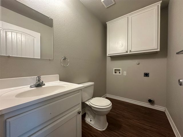615 N Cleveland Avenue 617, Sherman, TX 75090