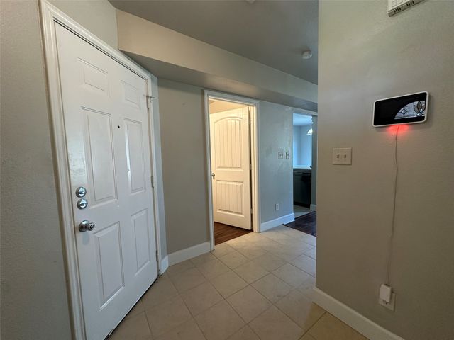 615 N Cleveland Avenue 617, Sherman, TX 75090