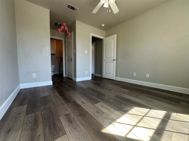 615 N Cleveland Avenue 617, Sherman, TX 75090
