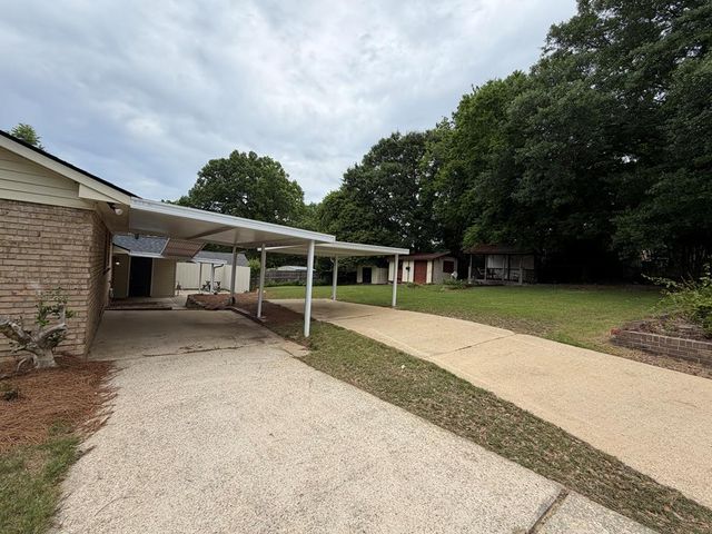 3035 Mustang Drive, Columbus, GA 31909