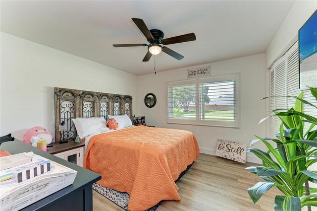18565 EDGEWATER DRIVE, Port Charlotte, FL 33948